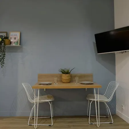 Equipped In The Heart Of The Stations Appartement *