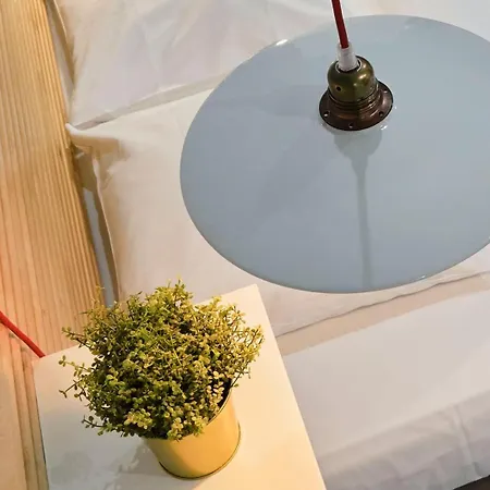 Equipped In The Heart Of The Stations * Lille